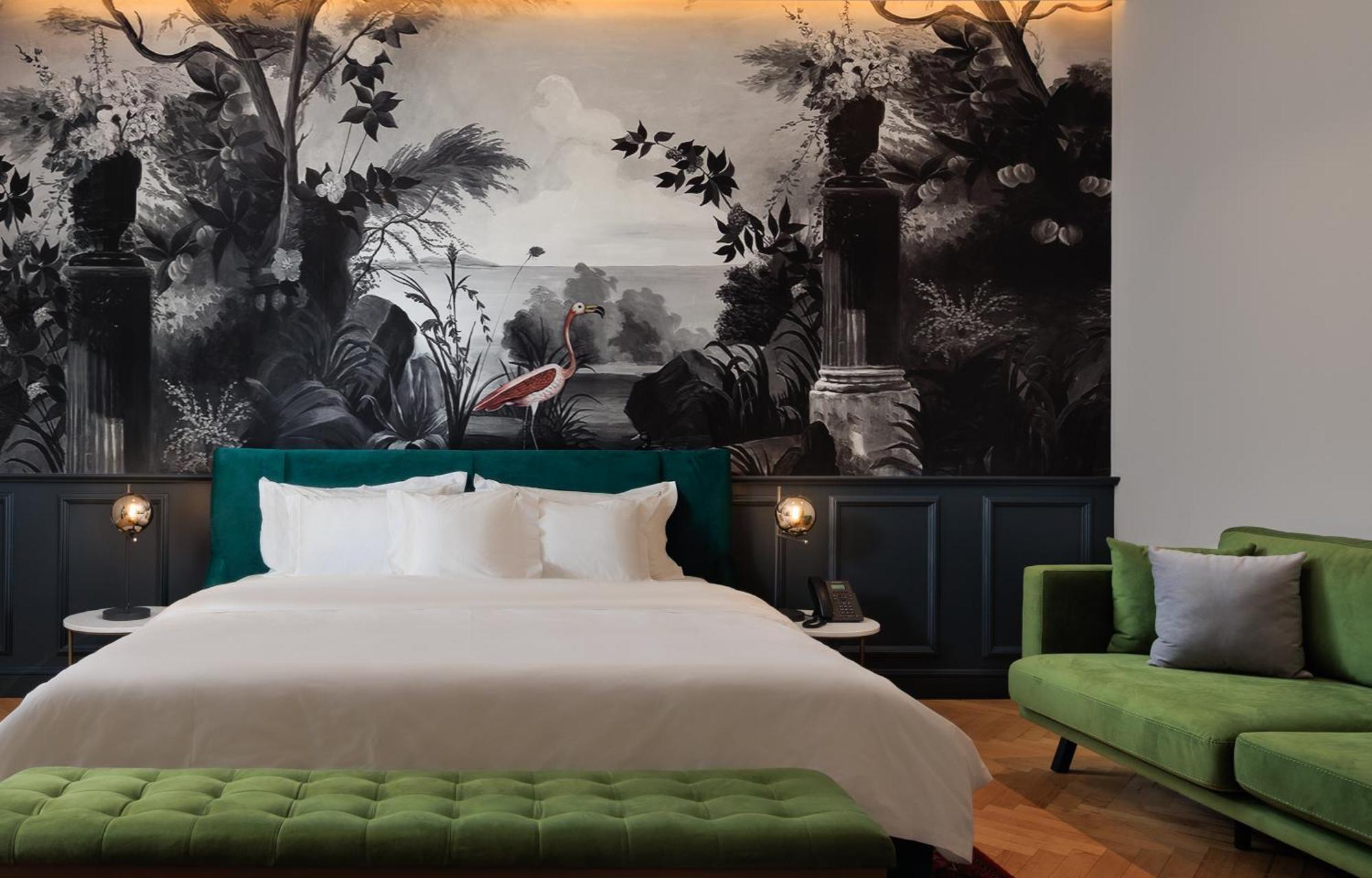 Arte Boutique Hotel Тирана Экстерьер фото