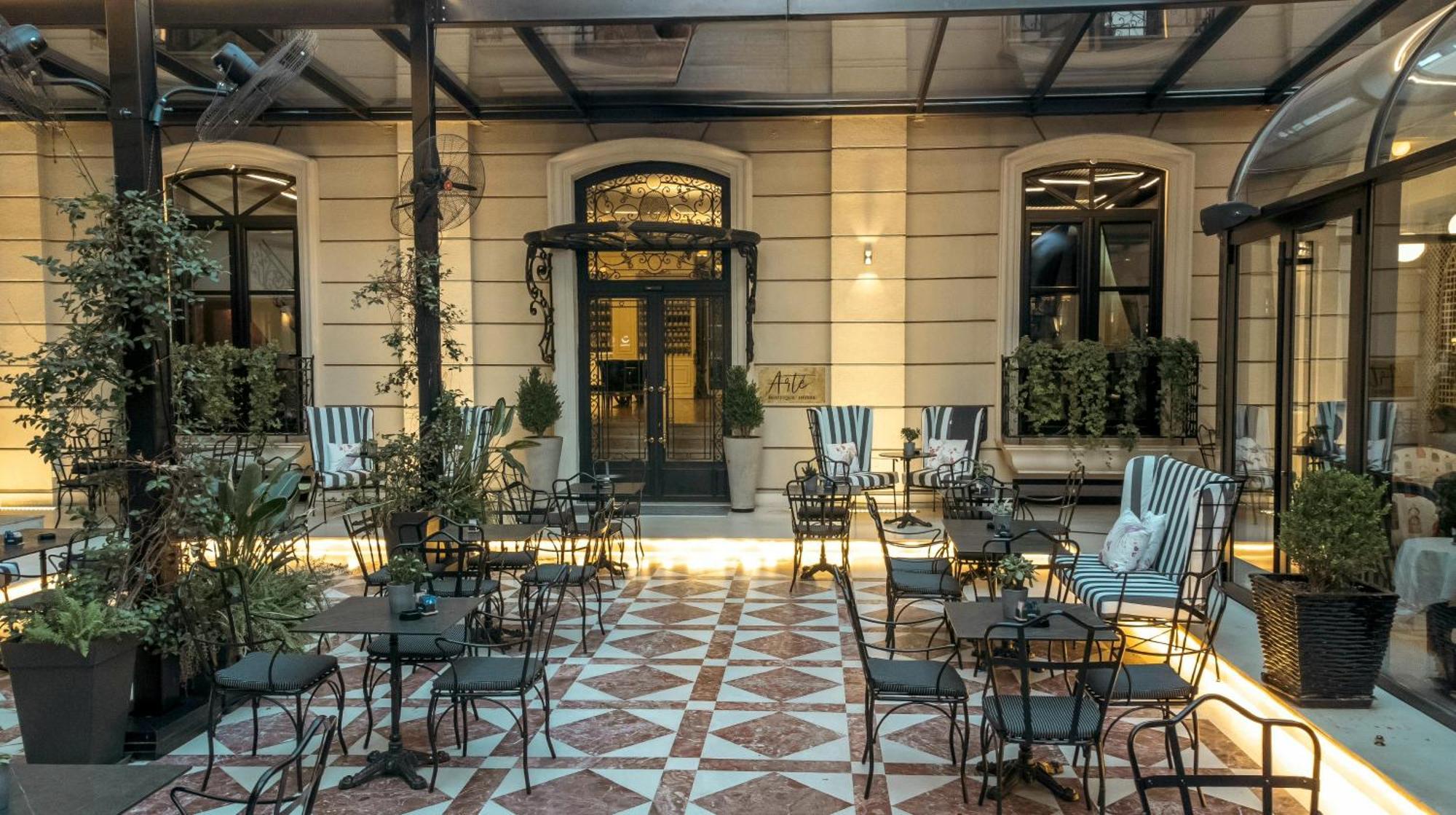 Arte Boutique Hotel Тирана Экстерьер фото