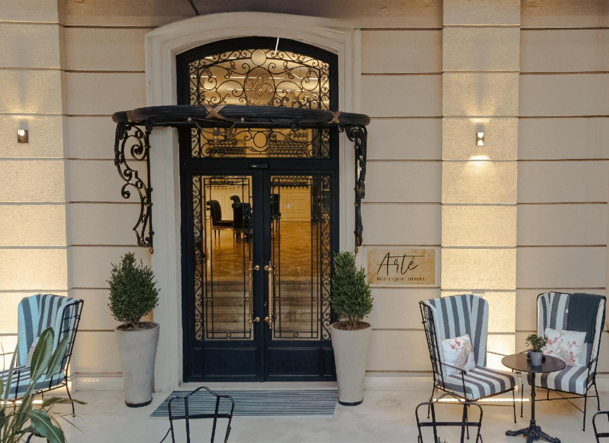 Arte Boutique Hotel Тирана Экстерьер фото