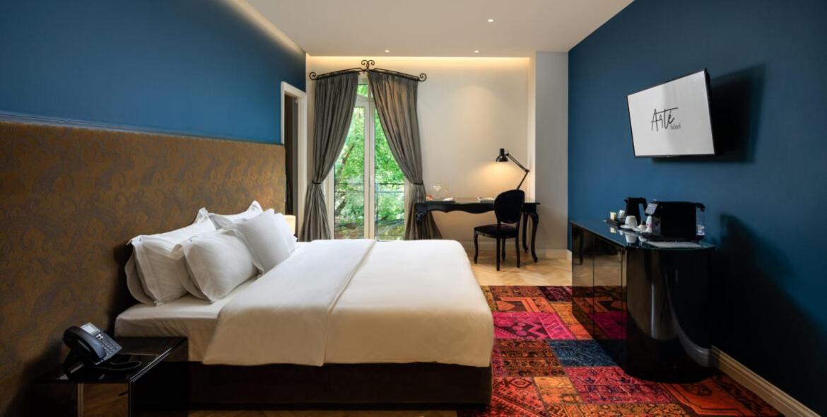 Arte Boutique Hotel Тирана Экстерьер фото